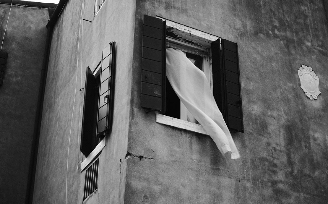 Still 4 — La ragazza d’argento